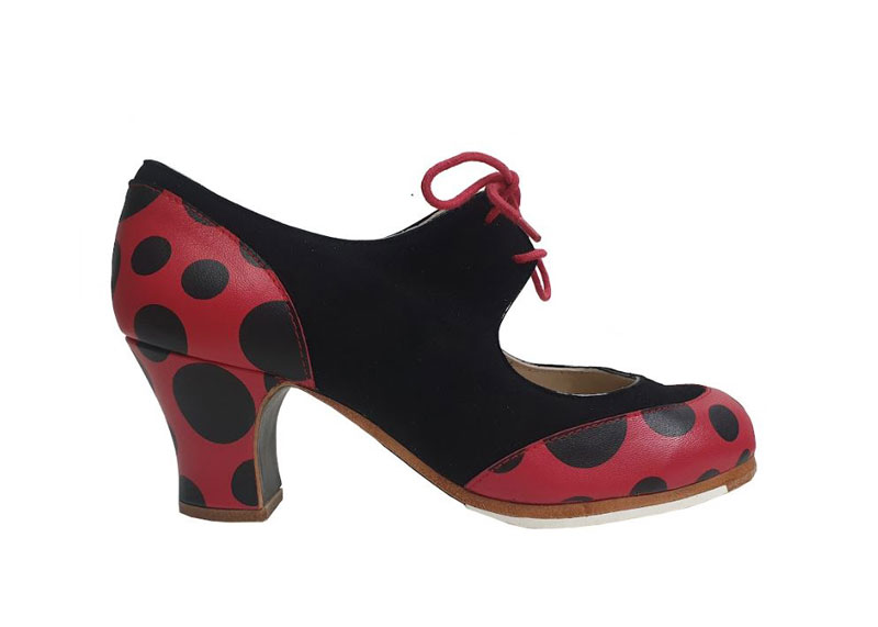 Zapato Flamenco Begoña Cervera. Cordoneria